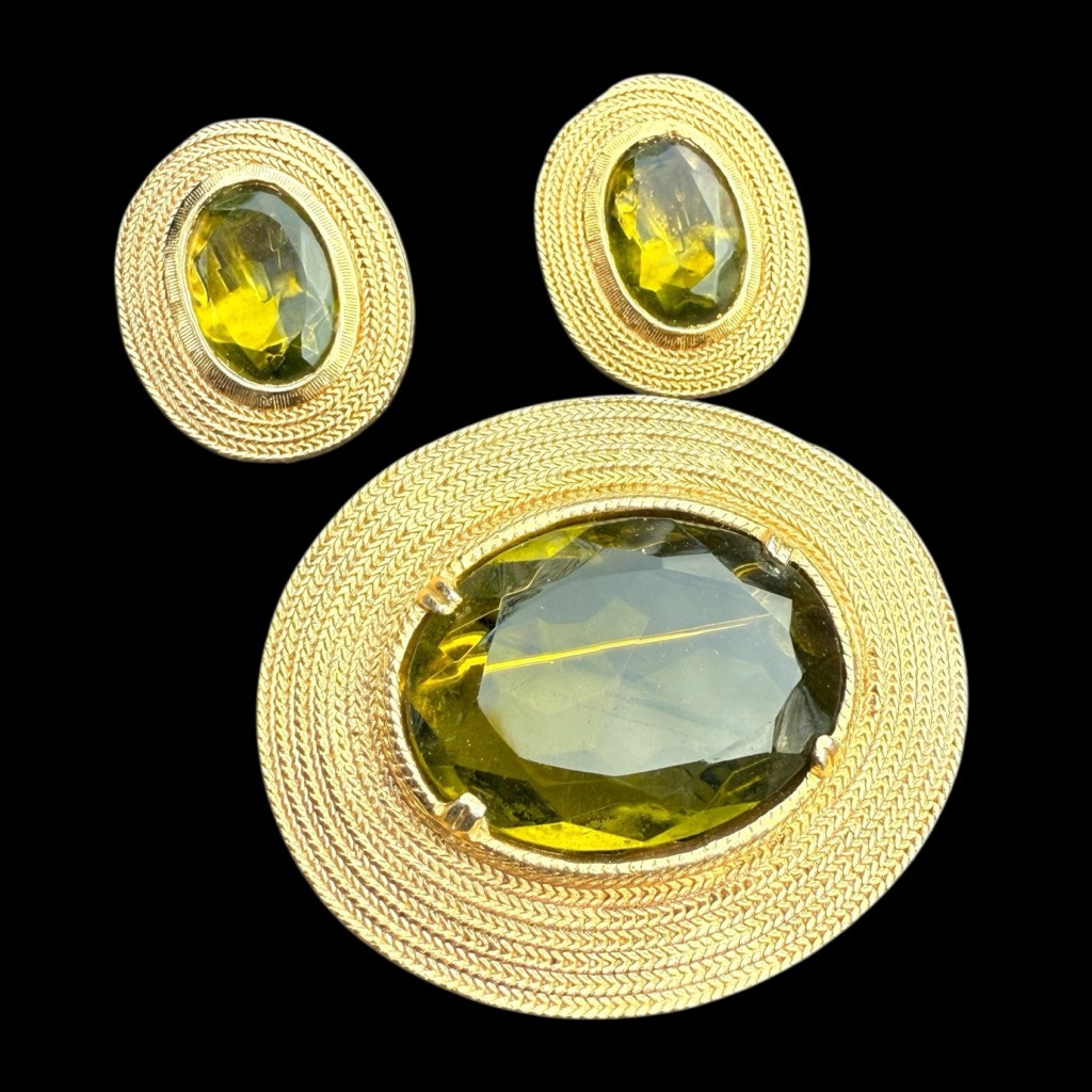 Vtg Signed Accessocraft Ny Oval Green Modernist Brooch & Earrings Gold Rope